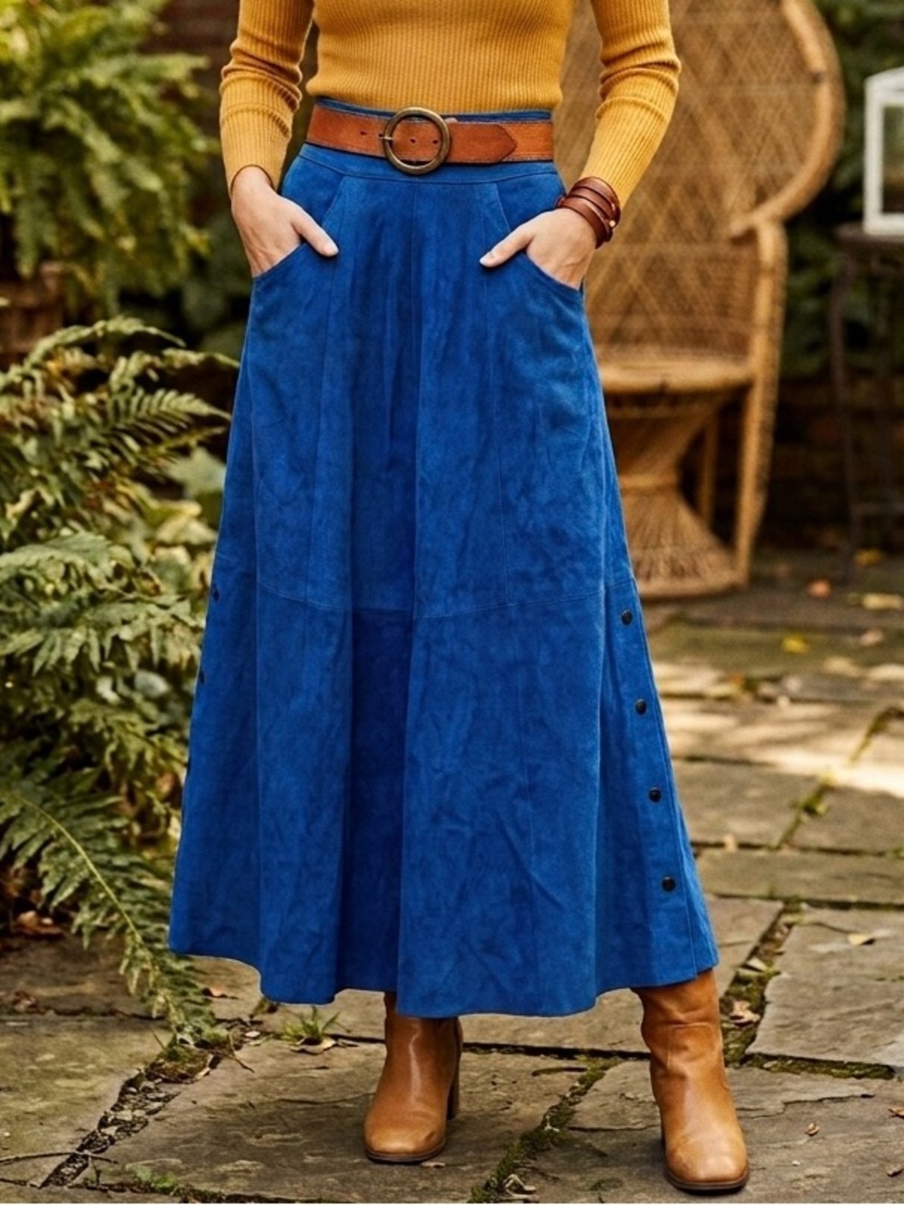 |VTG| 70’S Made in Italy Suede Blue Maxi Skirt w/ Side Buttons